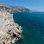 Διαμέρισμα Newly Renovated Apt. Near To Entrance To Old Town