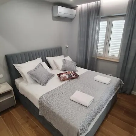 Apartman Newly Renovated Apt. Near To Entrance To Old Town Dubrovnik